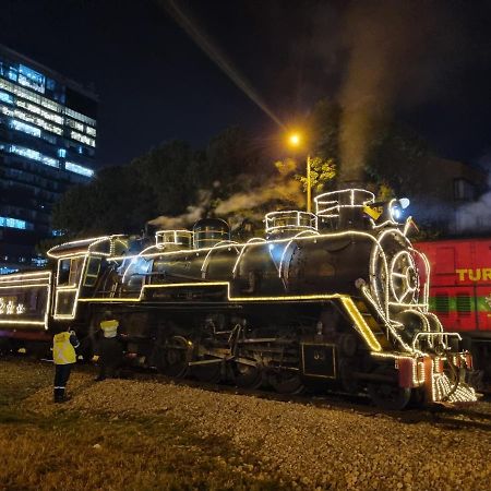 Acogedor Hostal Usaquen La Parada Del Tren Bogotá Extérieur photo