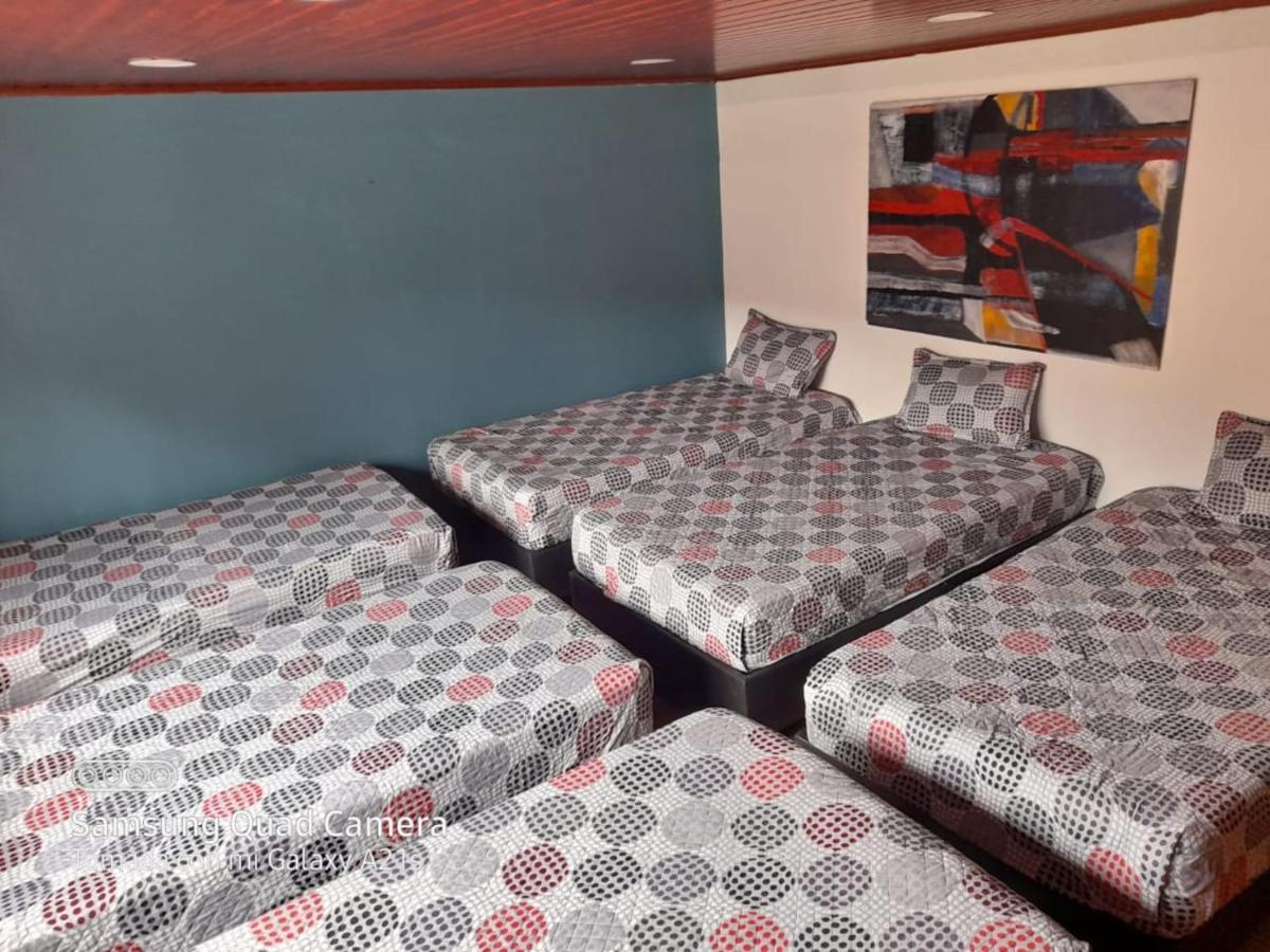 Acogedor Hostal Usaquen La Parada Del Tren Bogotá Extérieur photo