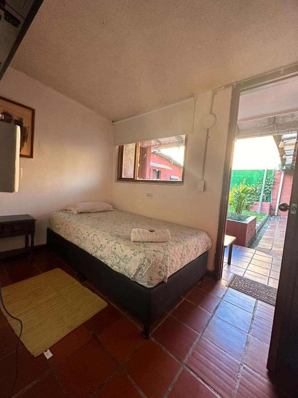 Acogedor Hostal Usaquen La Parada Del Tren Bogotá Extérieur photo